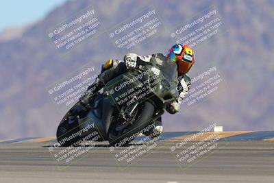 media/Oct-01-2023-SoCal Trackdays (Sun) [[4c570cc352]]/Turn 9 Set 1 (950am)/